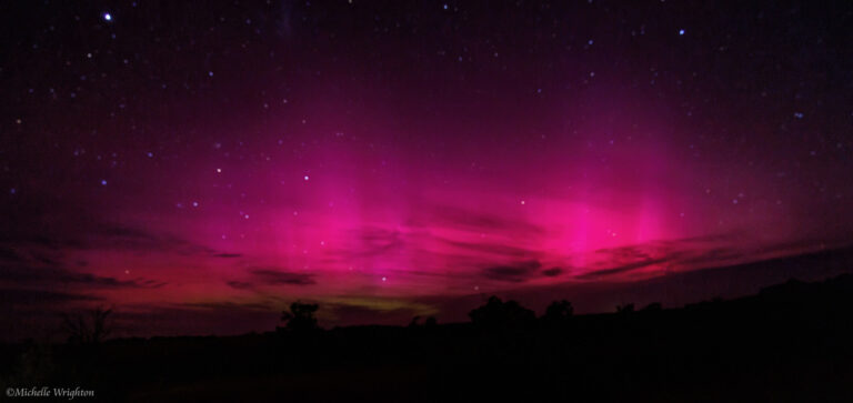 Aurora Australis seen on our front porch south on our farm